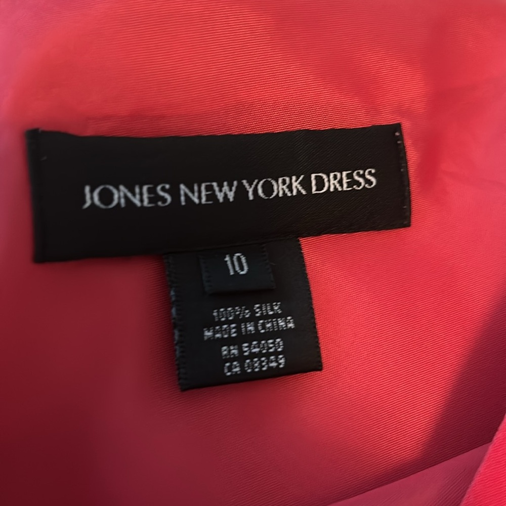 Jones New York pink silk sleeveless dress. - Picture 4 of 9